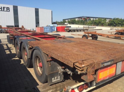 Полуприцеп контейнеровоз HFR HF1815