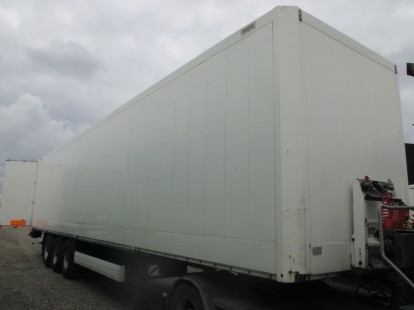 Полуприцеп фургон Krone 305380